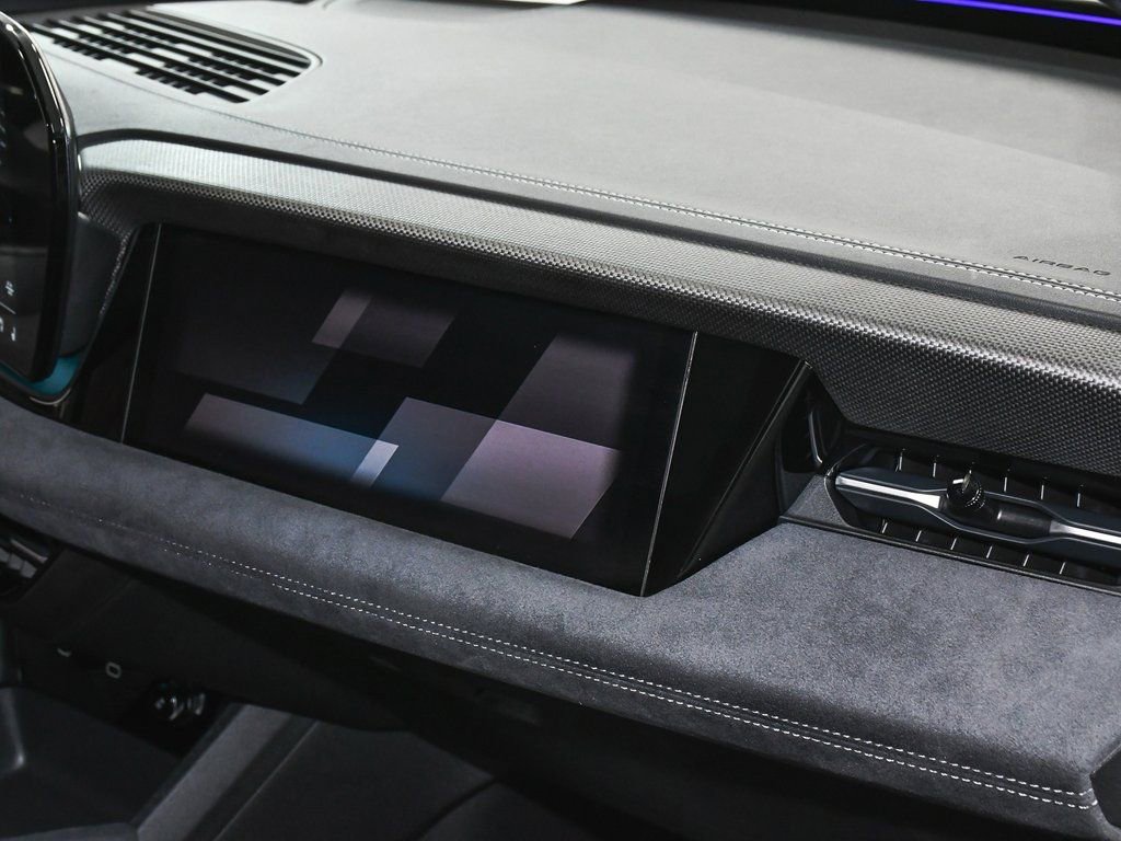 Used 2025 Audi S6 e-tron Prestige w/ 21" Black Optic Package image 71