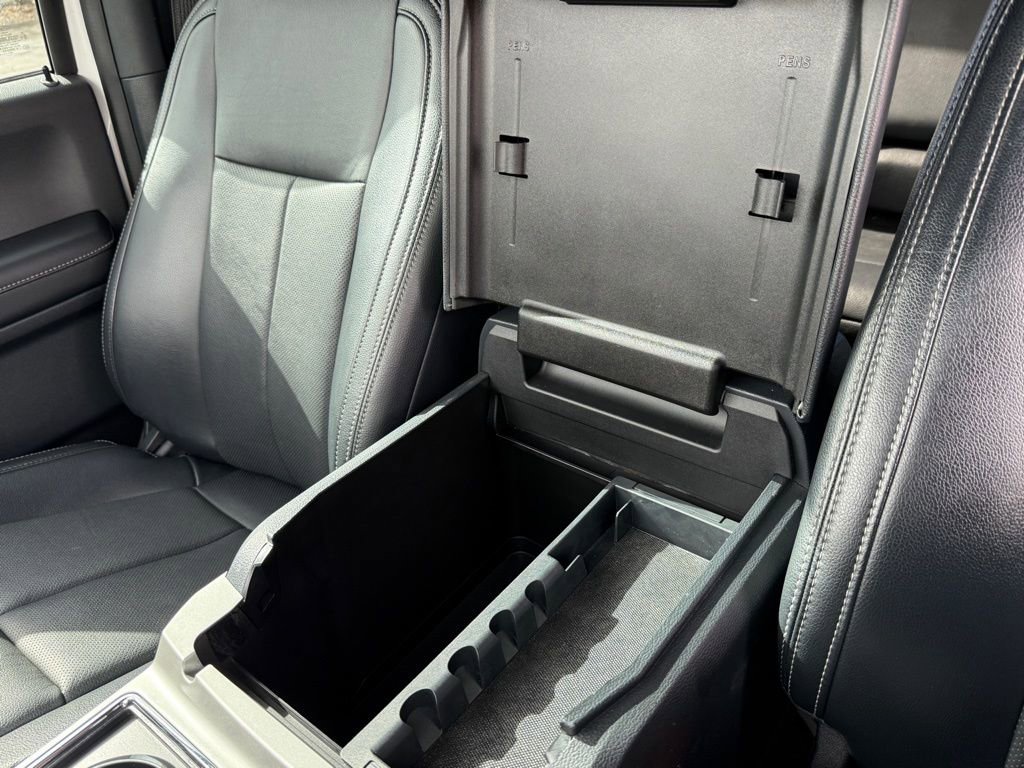 Used 2022 Ford F350 Lariat w/ Tremor Off-Road Package image 33