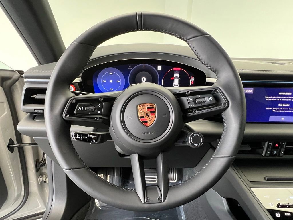 New 2026 Porsche Macan 4S Electric image 7