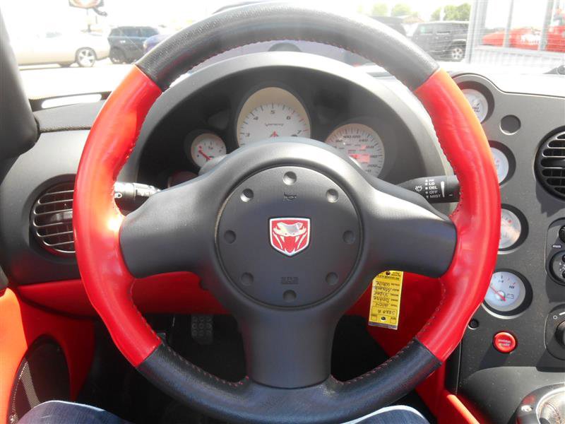 Used 2004 Dodge Viper SRT-10 image 12