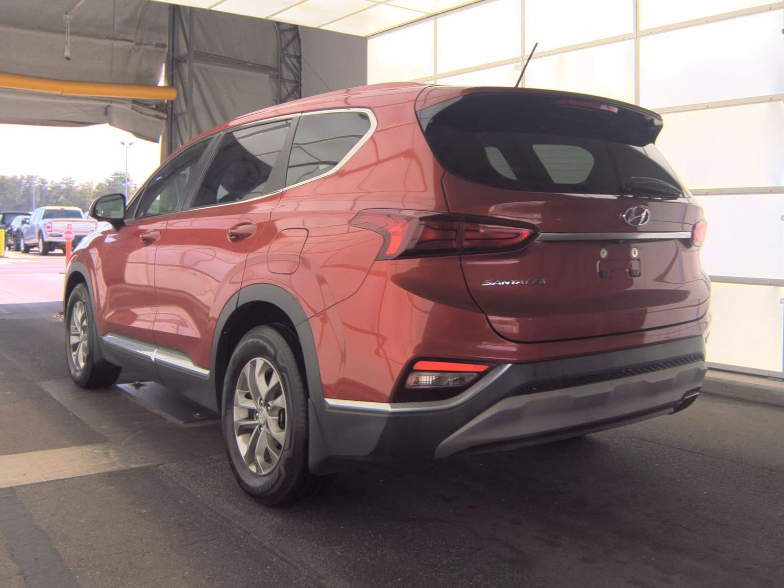 Used 2020 Hyundai Santa Fe SE FWD image 6