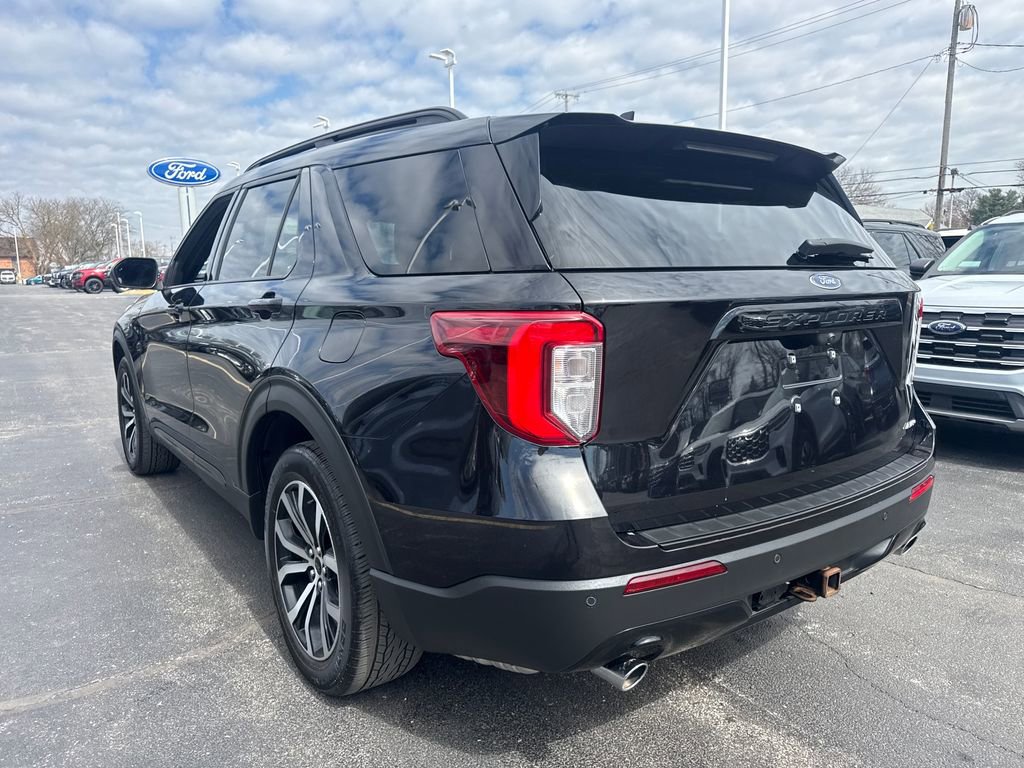 Used 2022 Ford Explorer ST-Line w/ Class IV Trailer Tow Package image 9