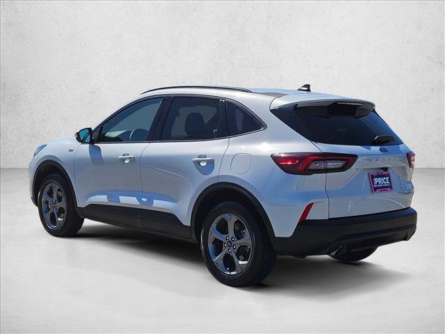 Used 2025 Ford Escape ST-Line Select AWD/4WD image 8