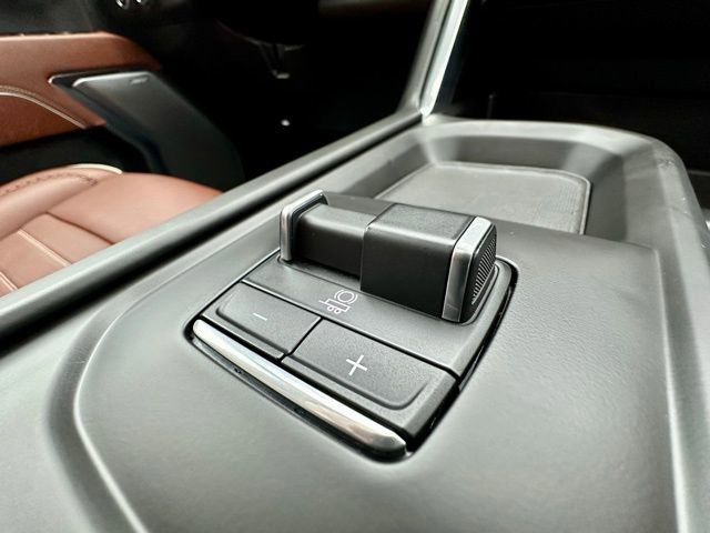 Used 2025 GMC Sierra 2500 Denali Ultimate image 32