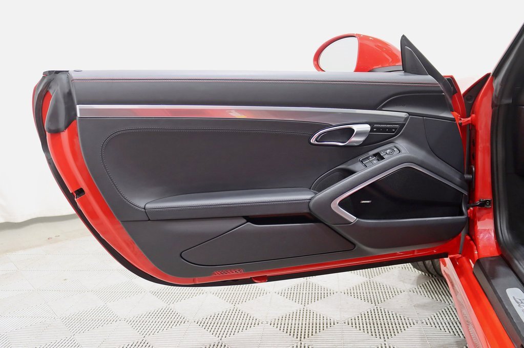 Used 2023 Porsche 718 Boxster image 32