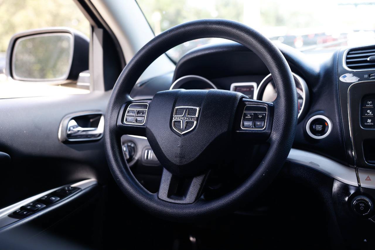 Used 2017 Dodge Journey SE FWD image 27