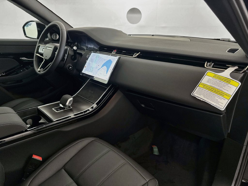 New 2026 Land Rover Range Rover Evoque Hoxton AWD/4WD image 30