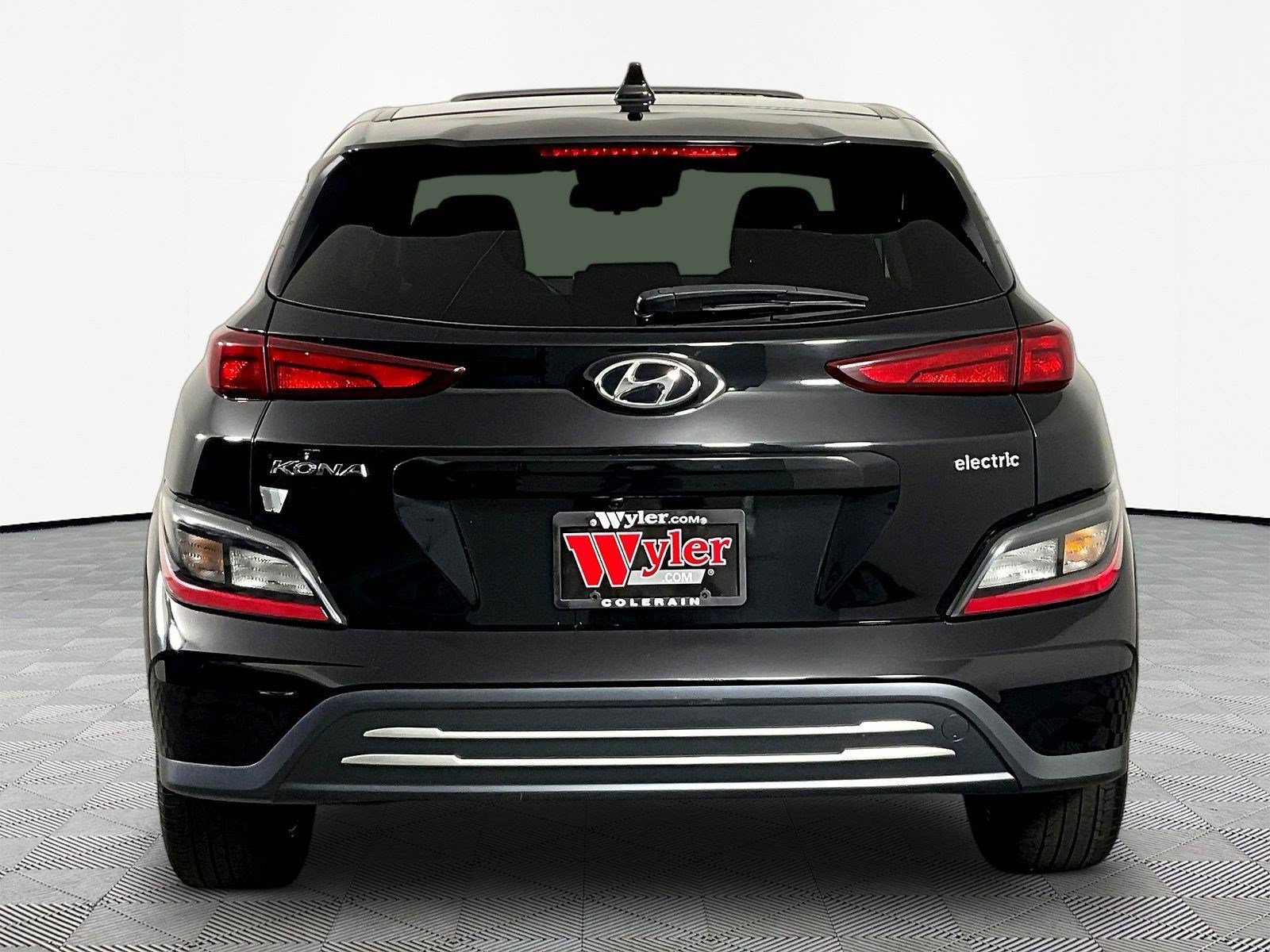 Used 2023 Hyundai Kona SEL FWD image 5