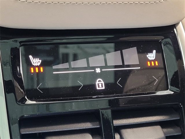 New 2026 Volvo XC90 B5 Plus w/ Protection Package image 9