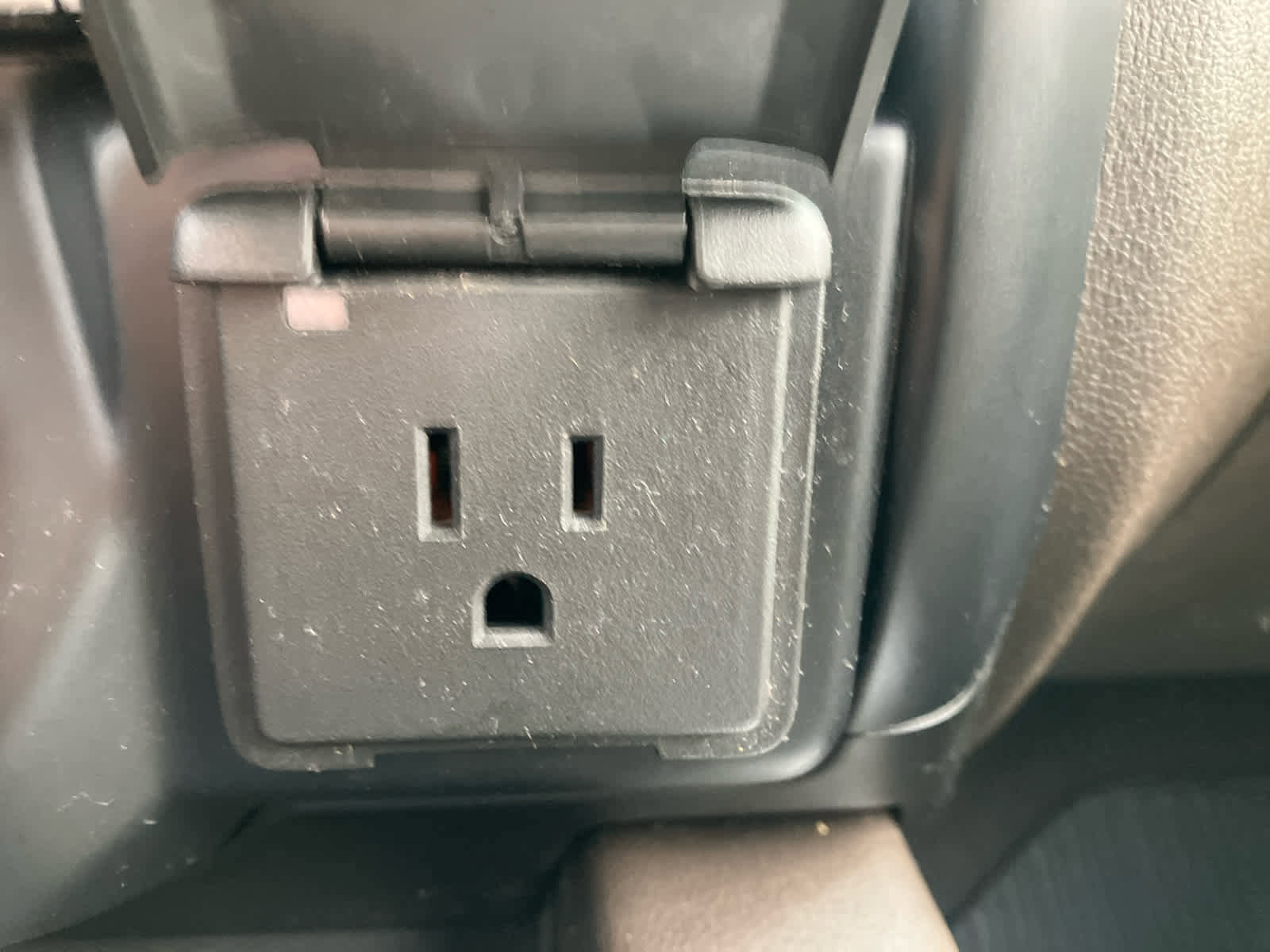 Used 2020 Chevrolet Silverado 1500 LTZ w/ LTZ Plus Package image 36