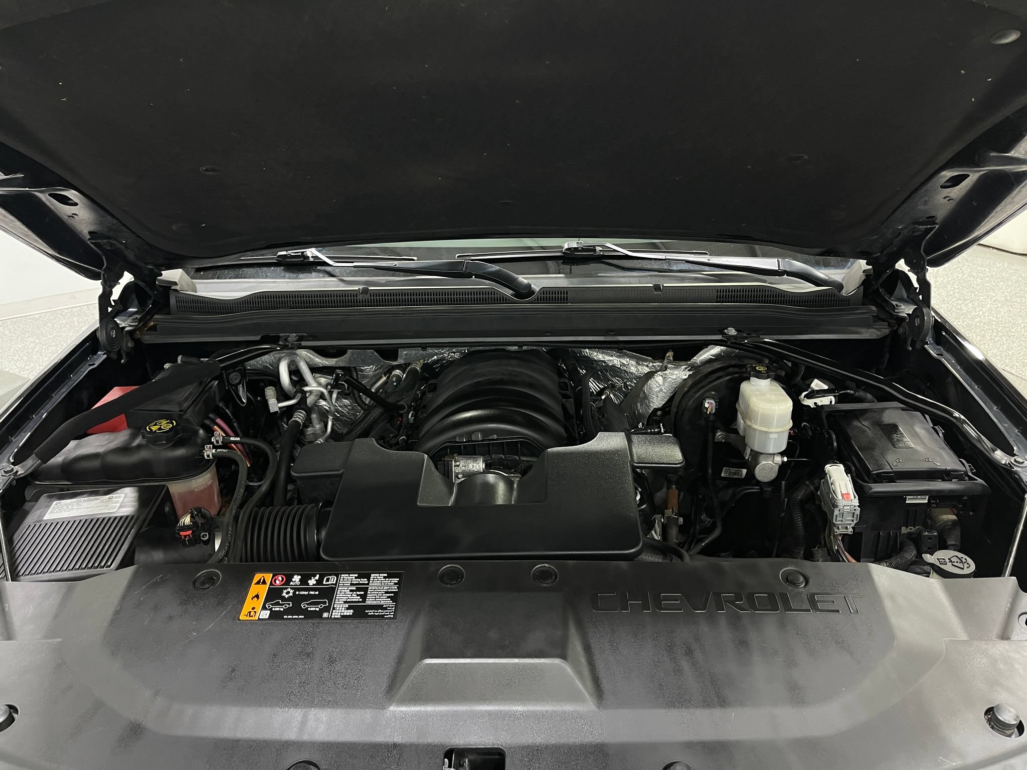 Used 2018 Chevrolet Tahoe LS AWD/4WD image 24