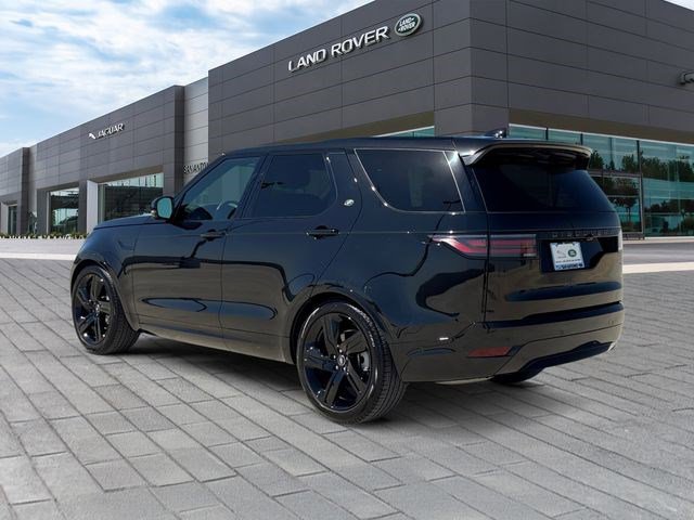 Certified 2025 Land Rover Discovery Dynamic SE AWD/4WD image 3