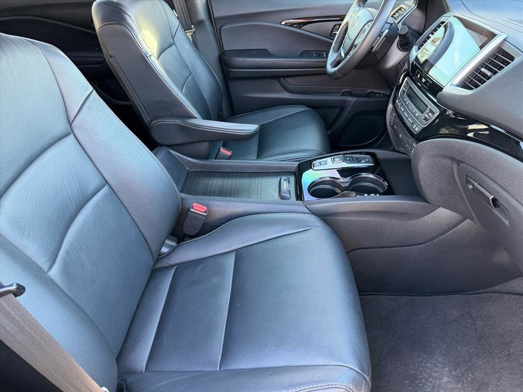 Used 2018 Honda Pilot Touring image 18