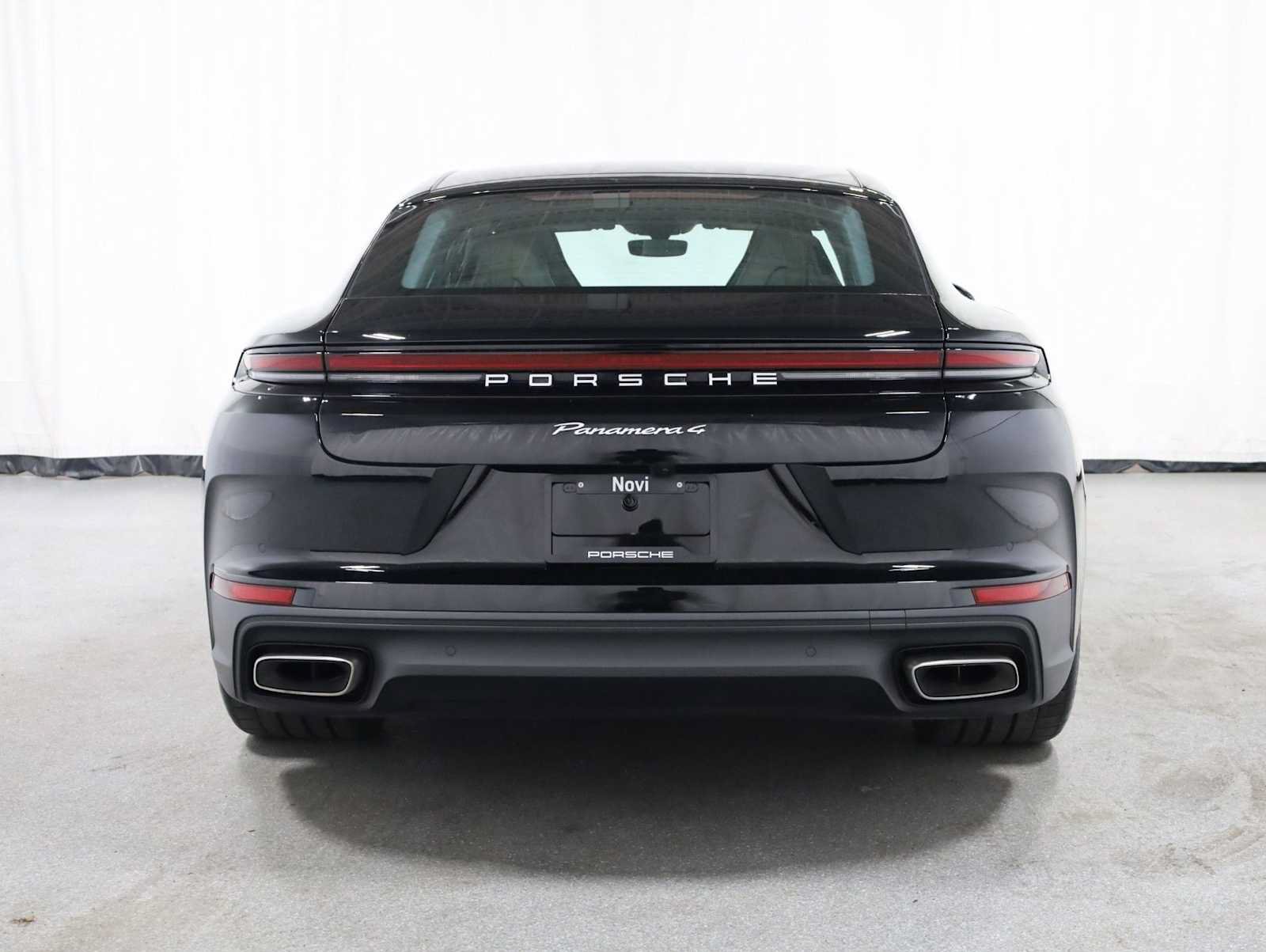 Certified 2026 Porsche Panamera RWD image 7