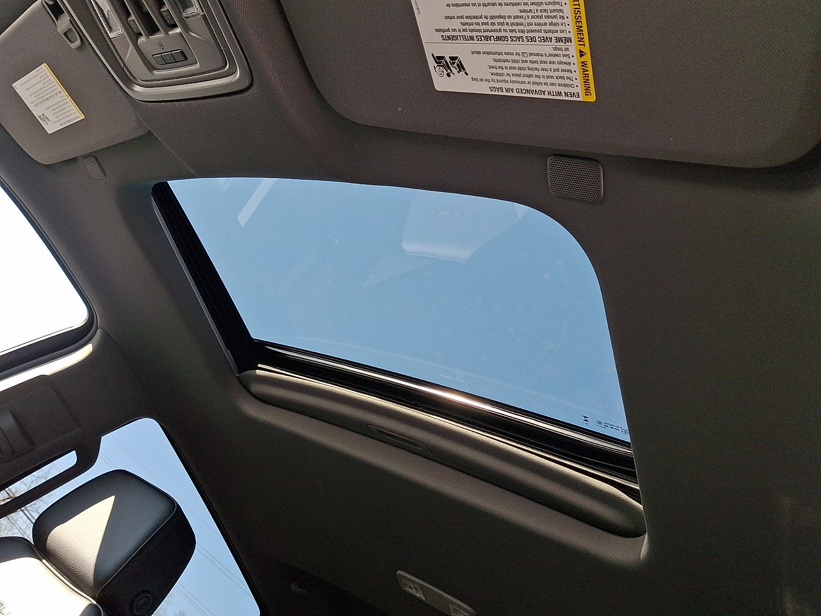 Used 2026 GMC Sierra 1500 Denali w/ Denali Reserve Package image 14