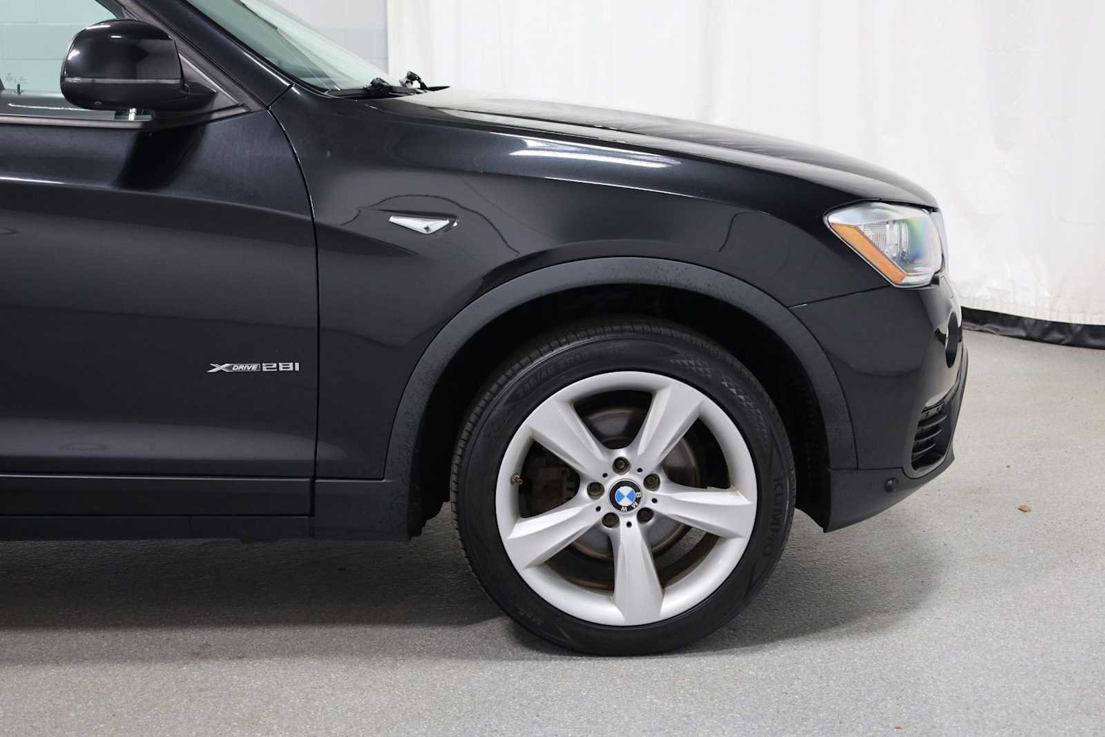 Used 2017 BMW X3 xDrive28i image 11