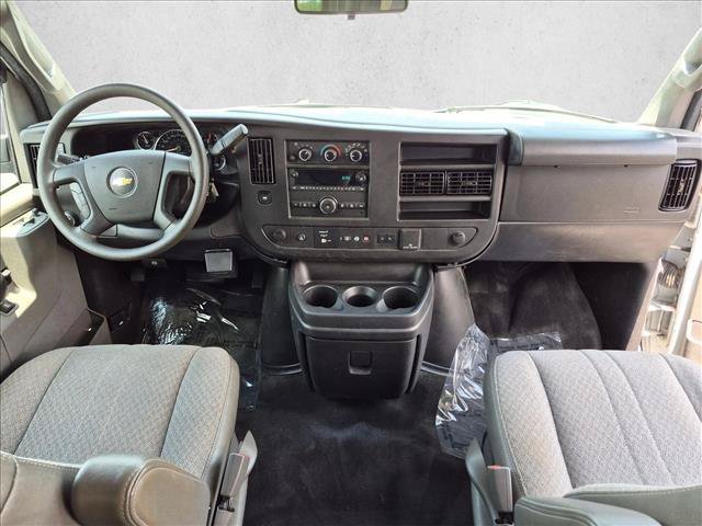 Used 2019 Chevrolet Express 3500 LT w/ LT Preferred Equipment Group RWD image 16