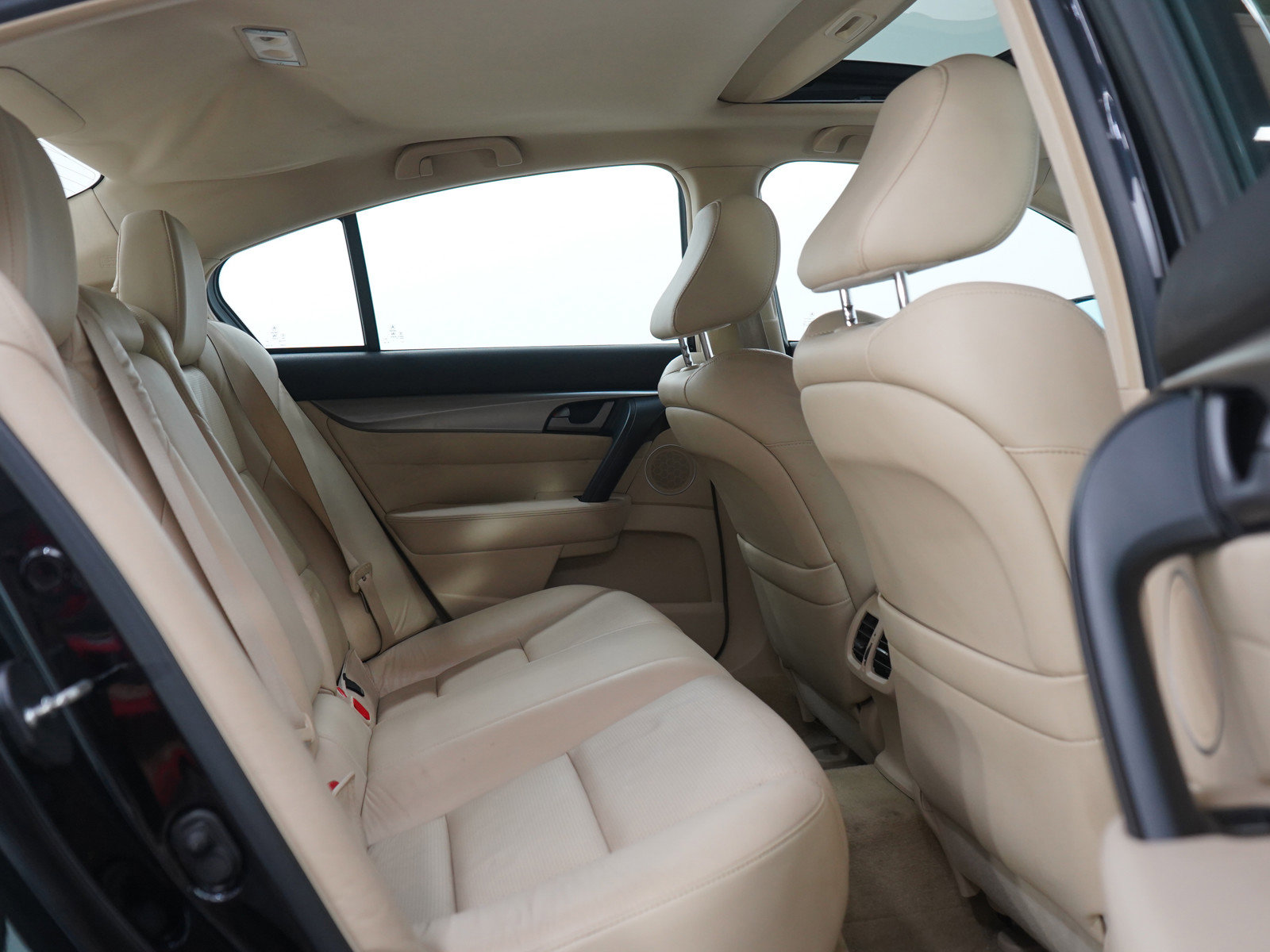 Used 2009 Acura TL w/ Technology Package FWD image 12