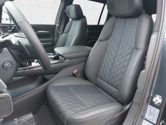 New 2025 Cadillac Escalade IQ Sport 1 w/ LPO, ONYX Package image 19