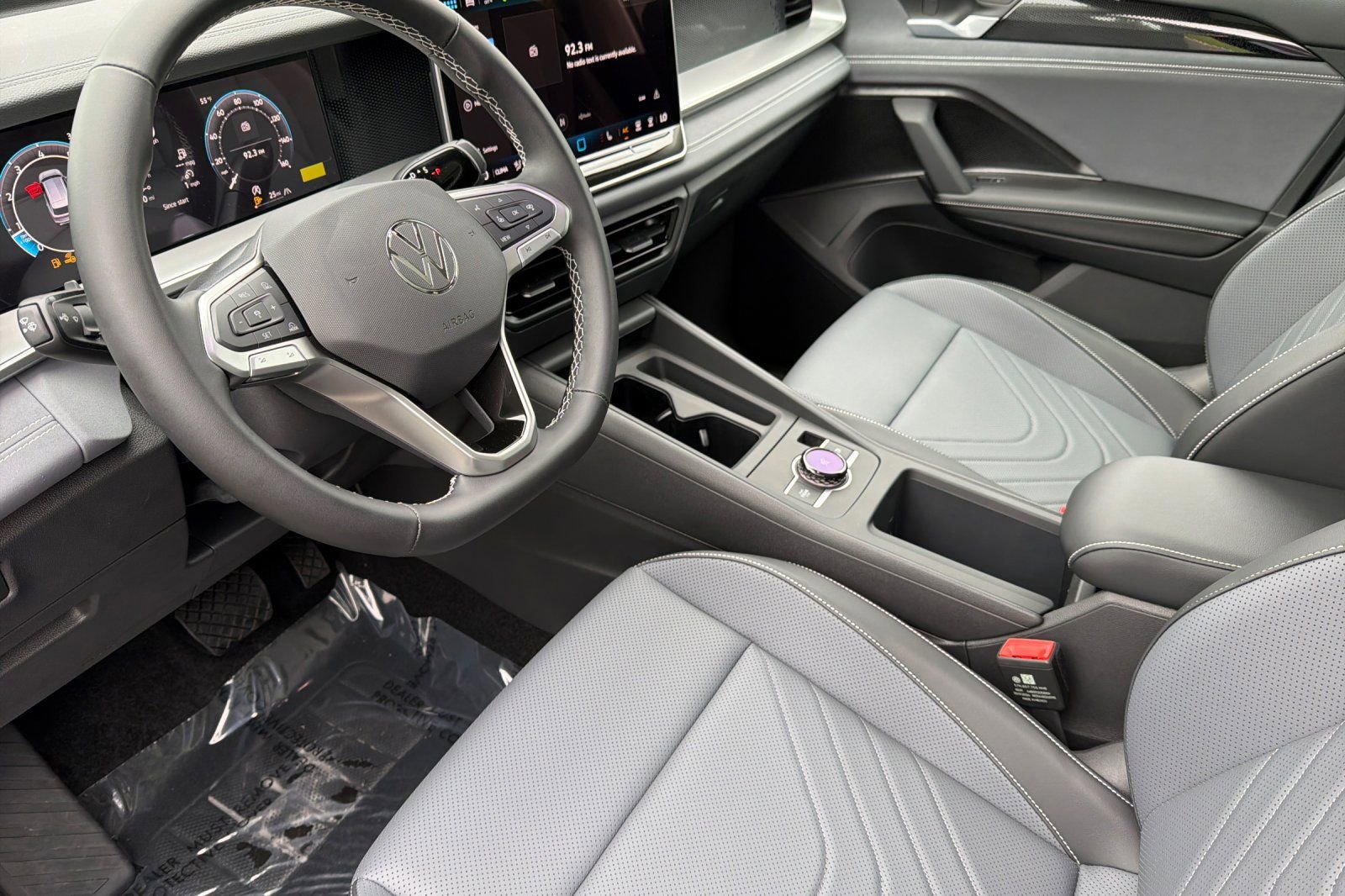 New 2026 Volkswagen Tiguan SE AWD/4WD image 9