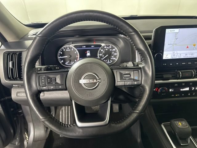 Used 2023 Nissan Pathfinder SL image 14