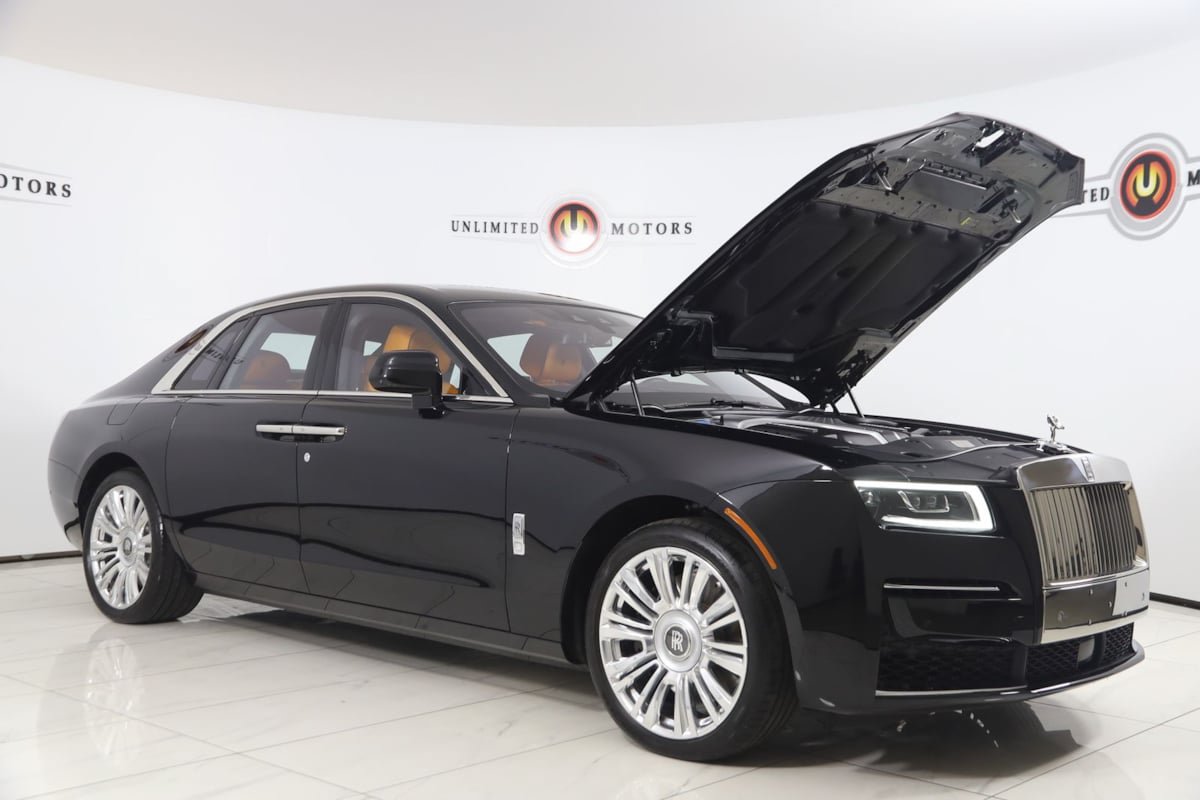 Used 2023 Rolls-Royce Ghost AWD/4WD image 33