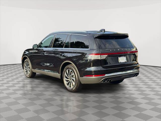 Used 2026 Lincoln Aviator AWD image 5