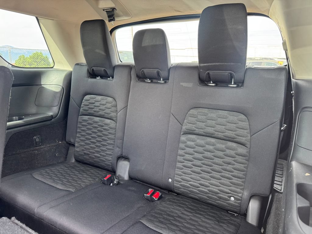 Used 2022 Nissan Pathfinder S AWD/4WD image 9
