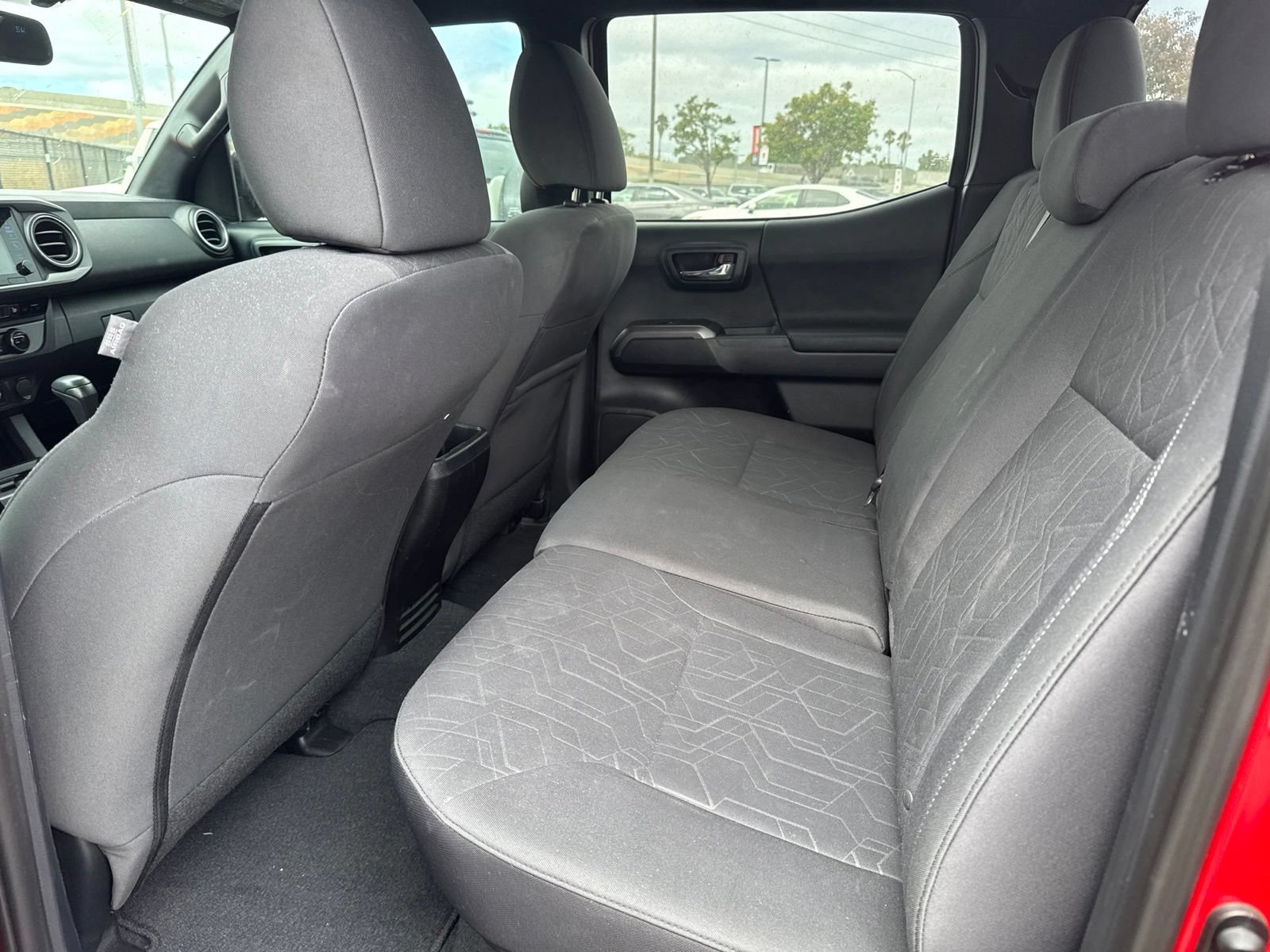 Used 2016 Toyota Tacoma TRD Sport RWD image 11