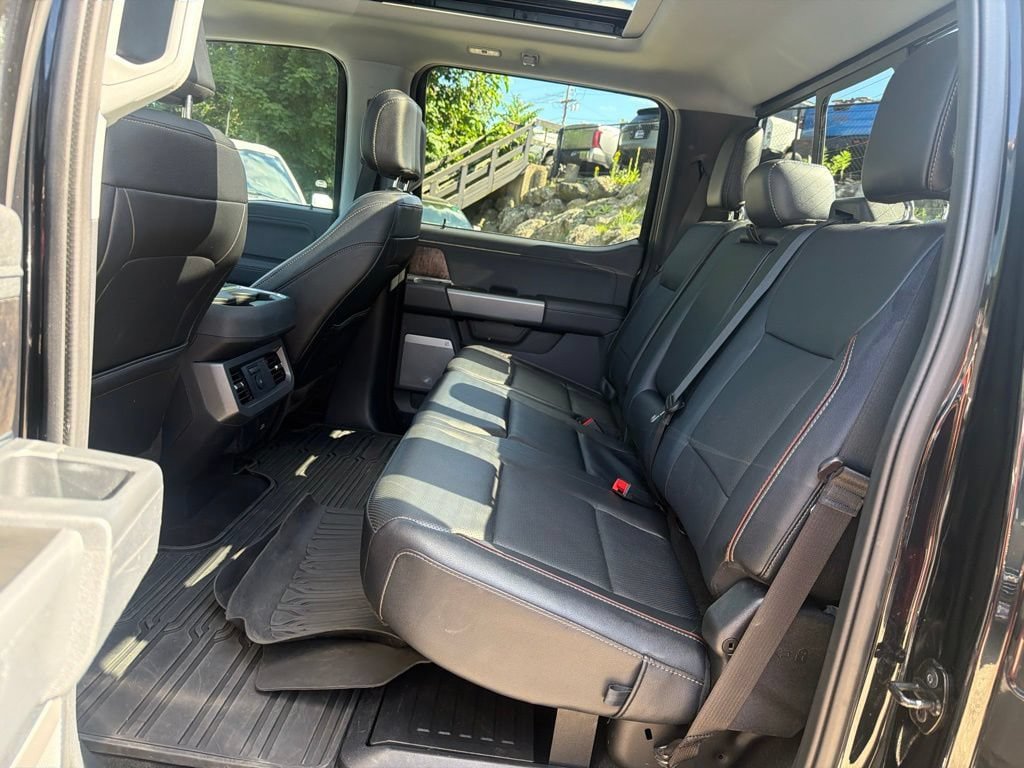 Used 2023 Ford F250 Lariat w/ Black Appearance Package AWD/4WD image 22