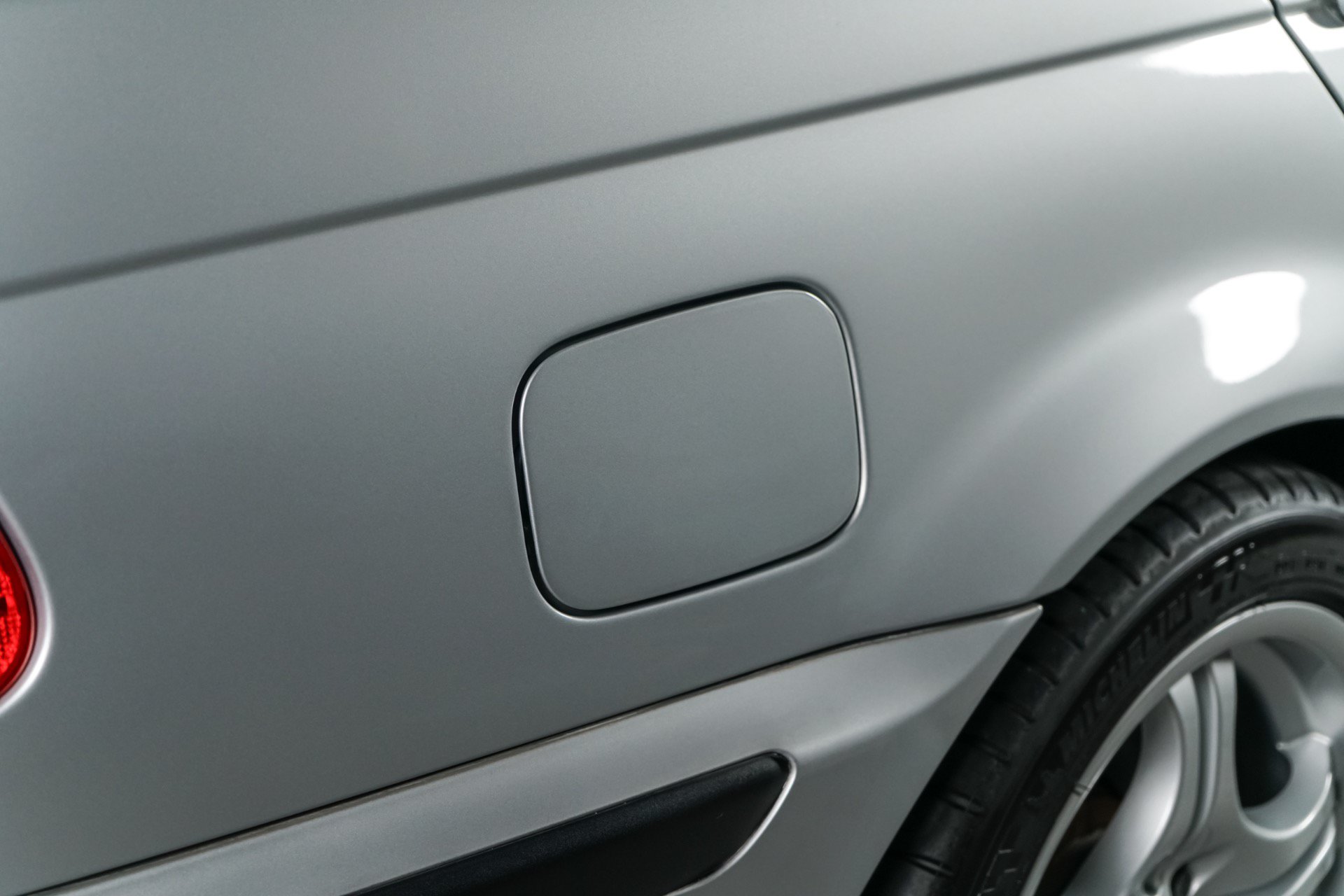 Used 2004 BMW 330i Sedan RWD image 56