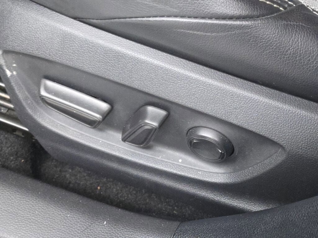 Used 2021 Toyota Corolla XSE image 24