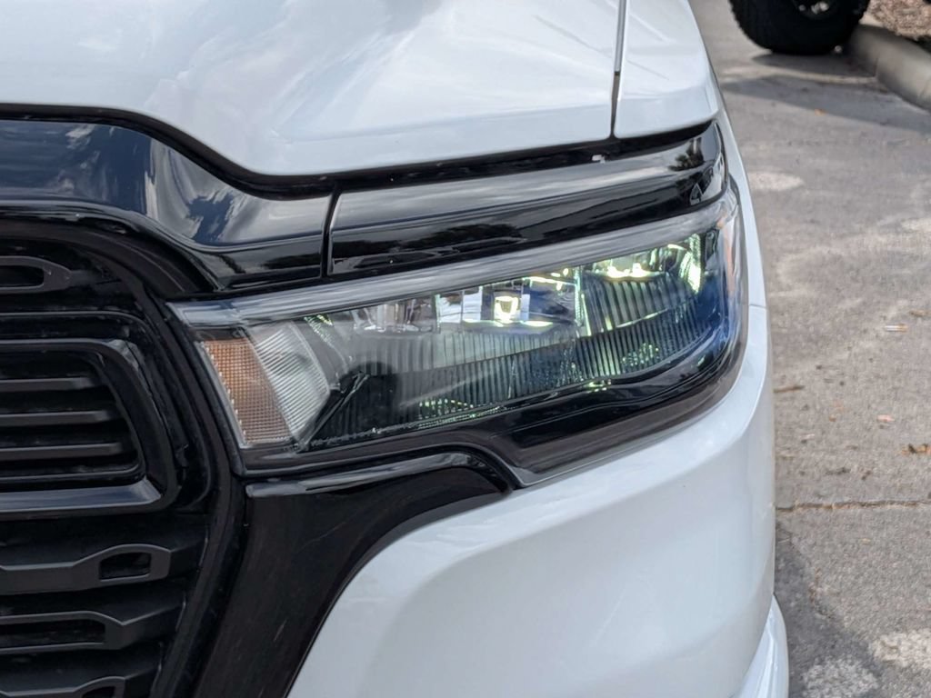 New 2026 RAM 1500 Express AWD/4WD image 10