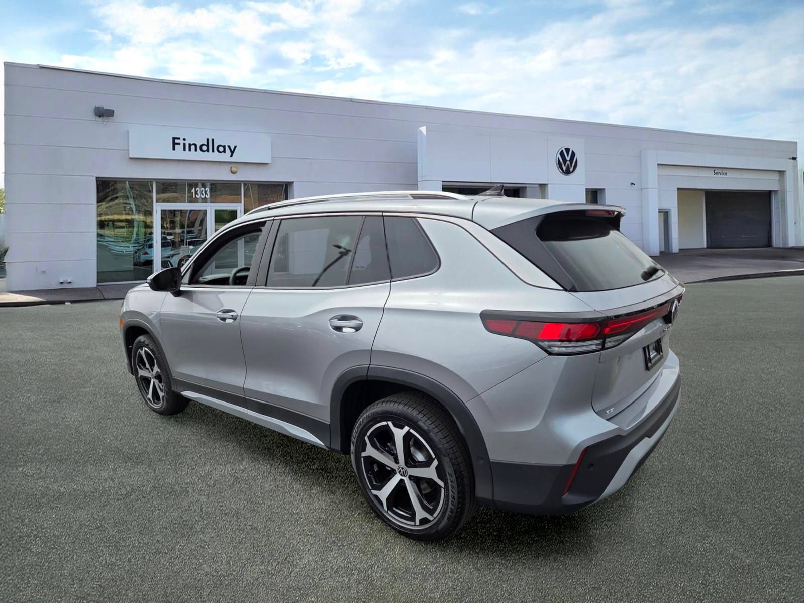 New 2026 Volkswagen Tiguan SE AWD/4WD image 4