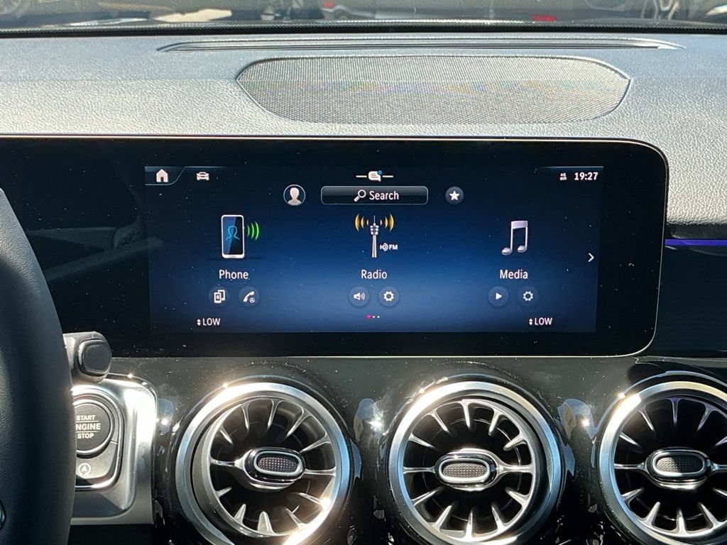 New 2026 Mercedes-Benz GLB 250 4MATIC image 29