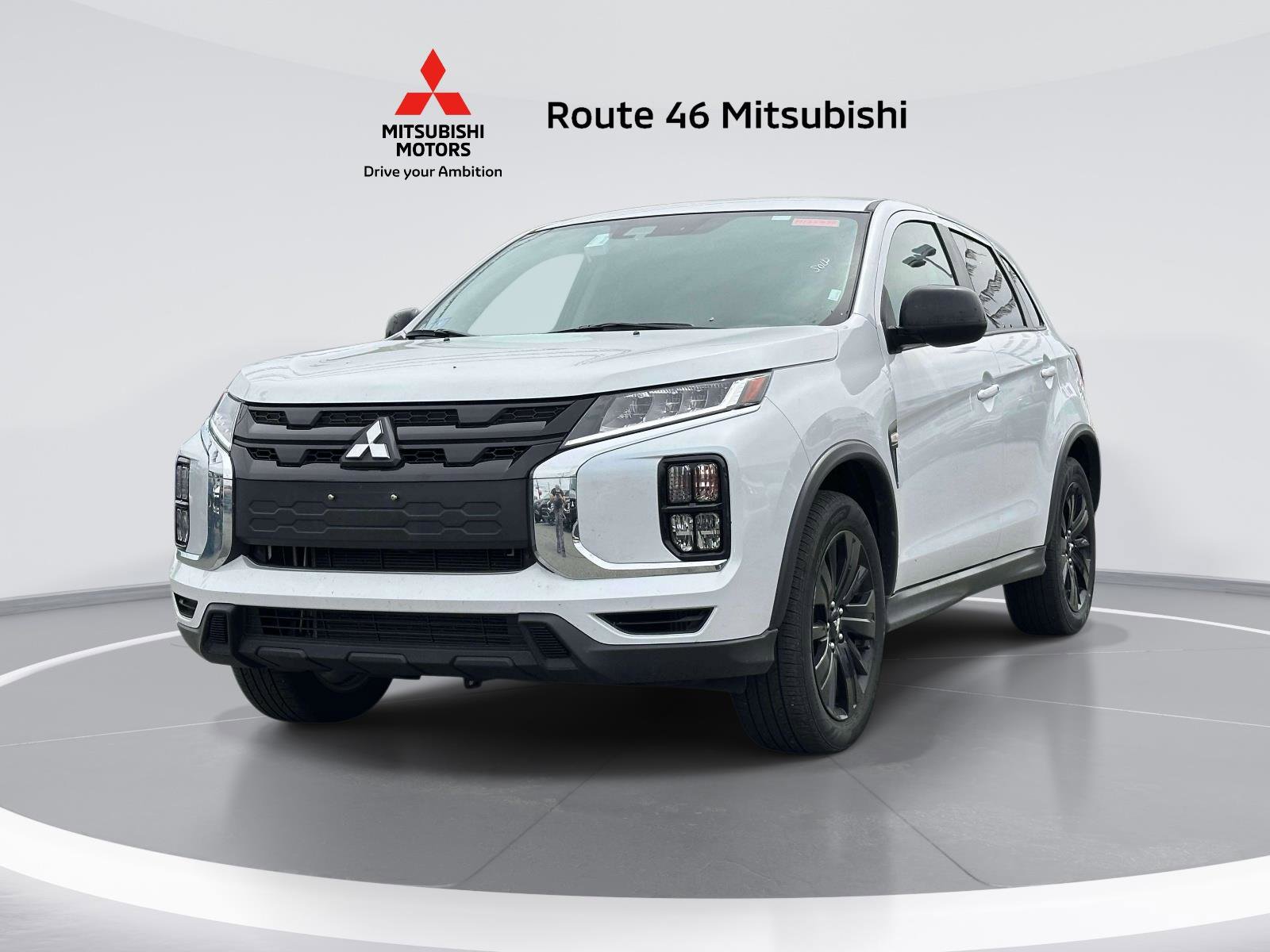 Used 2025 Mitsubishi Outlander Sport LE AWD/4WD image 2