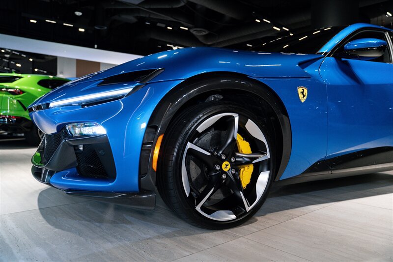Used 2024 Ferrari Purosangue AWD/4WD image 28
