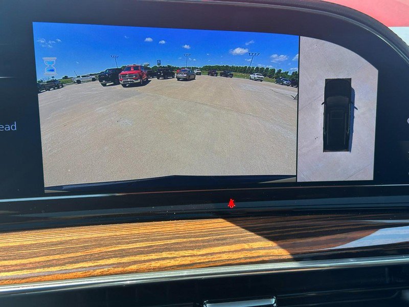 Used 2023 Cadillac Escalade Premium Luxury image 25