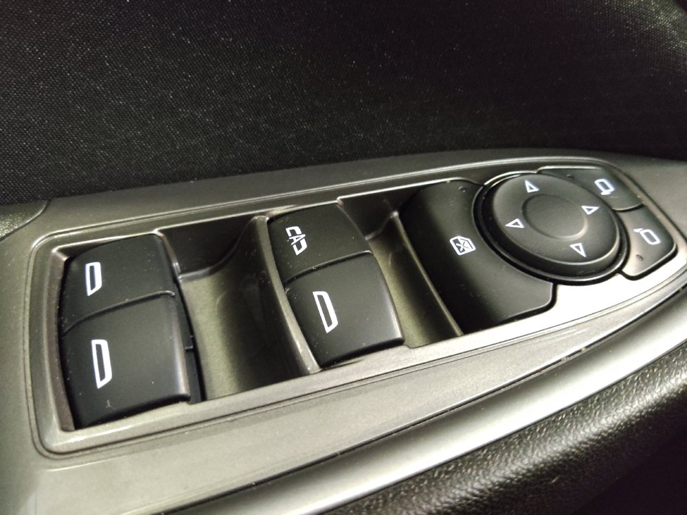 Used 2023 Chevrolet Malibu LT image 27