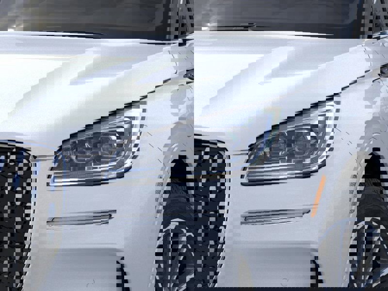 New 2025 Lincoln Corsair Grand Touring w/ Equipment Group 302A image 18