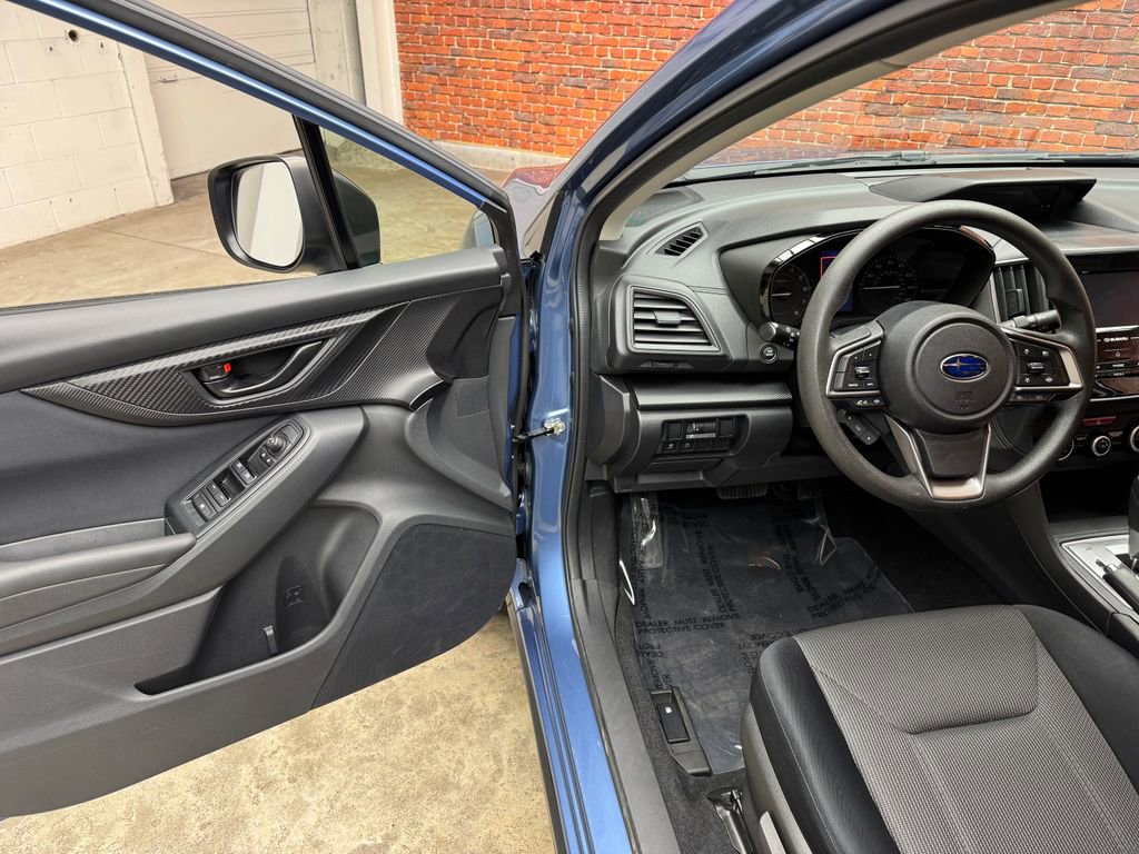 Used 2023 Subaru Crosstrek 2.0i AWD/4WD image 8