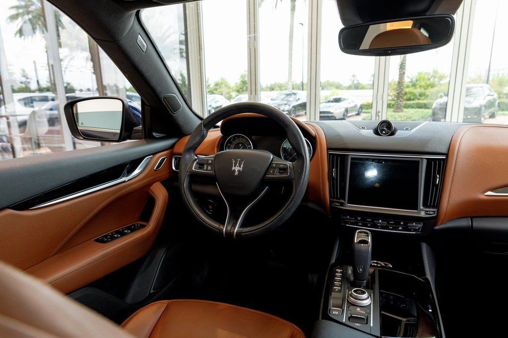 Certified 2022 Maserati Levante GT image 32