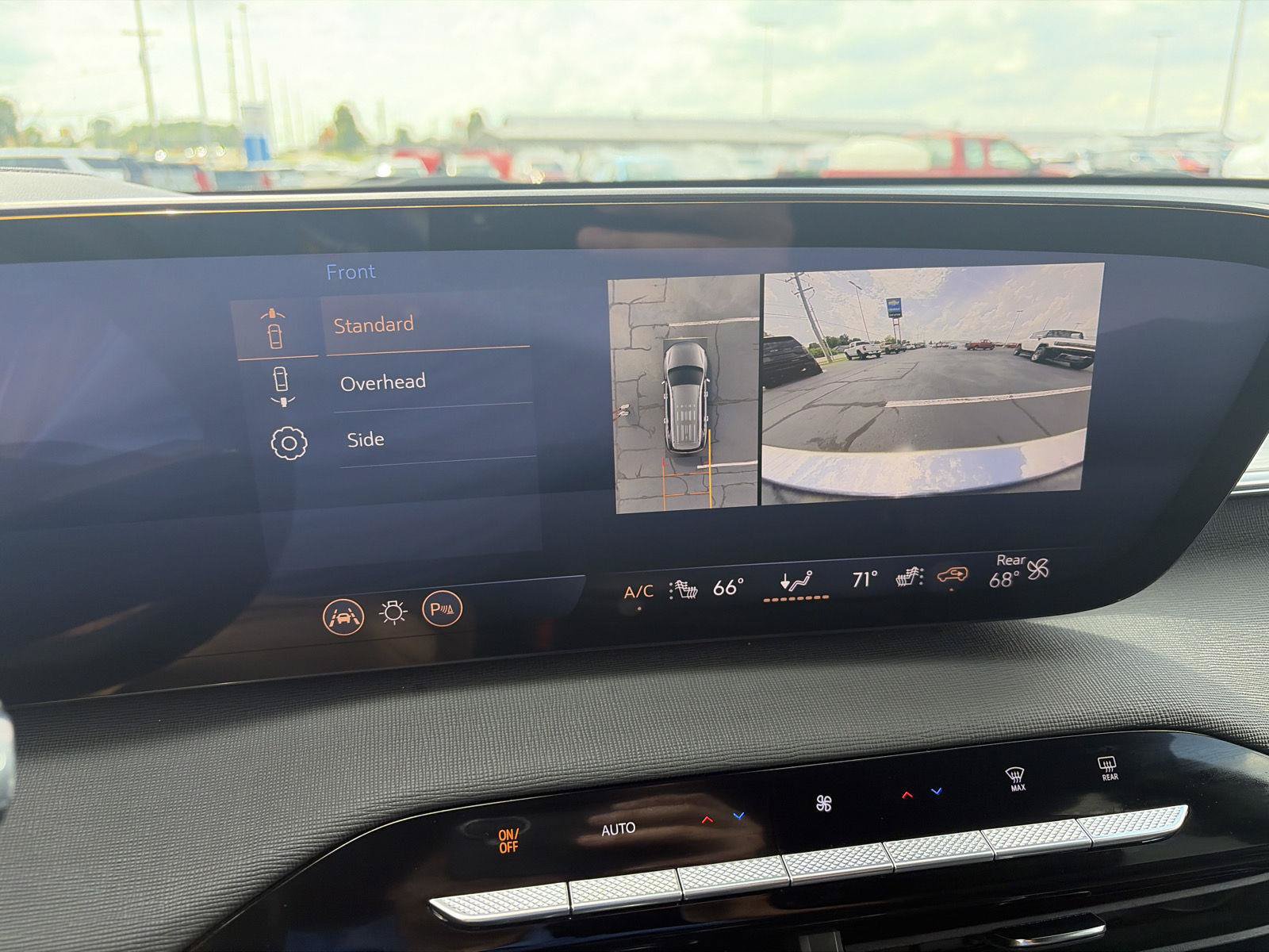 Certified 2025 Buick Enclave Preferred FWD image 25