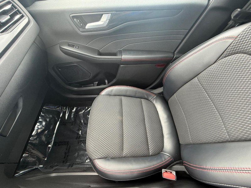 Certified 2023 Ford Escape ST-Line w/ Tech Pack #1 AWD/4WD image 25