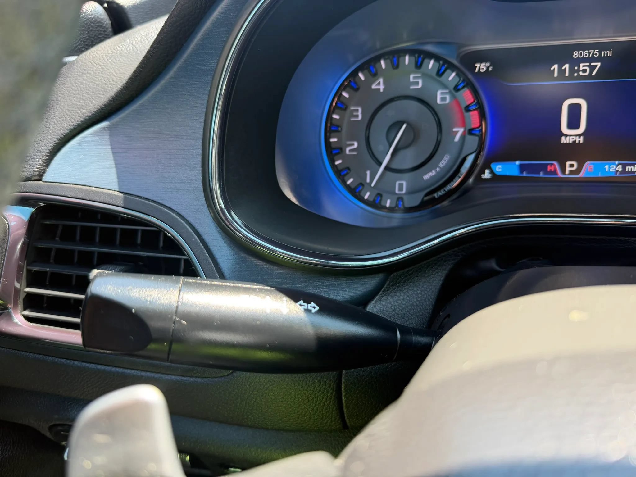 Used 2016 Chrysler 200 S FWD image 15