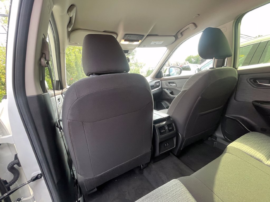 Certified 2023 Nissan Rogue SV AWD/4WD image 17