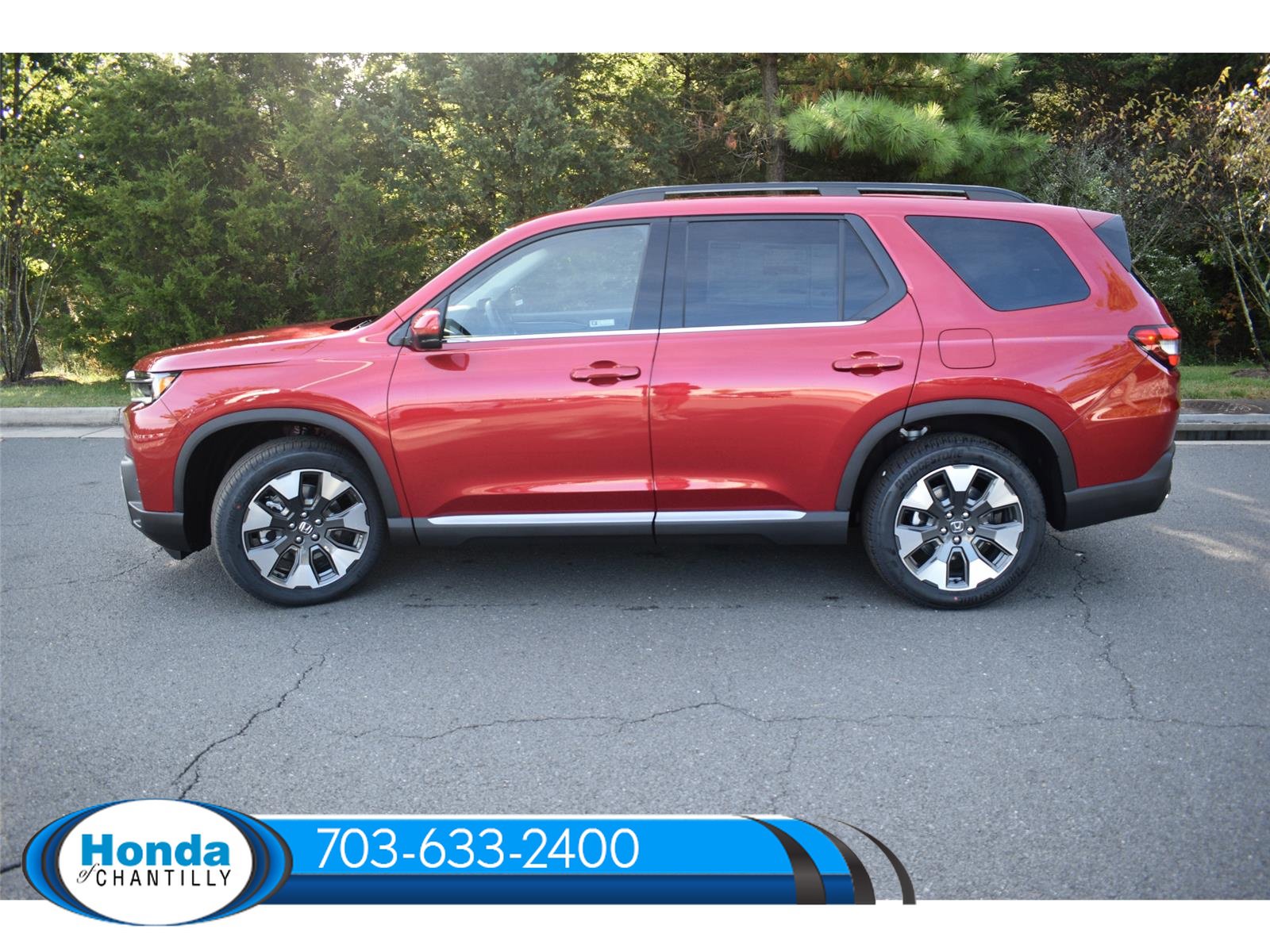 New 2026 Honda Pilot Touring image 4