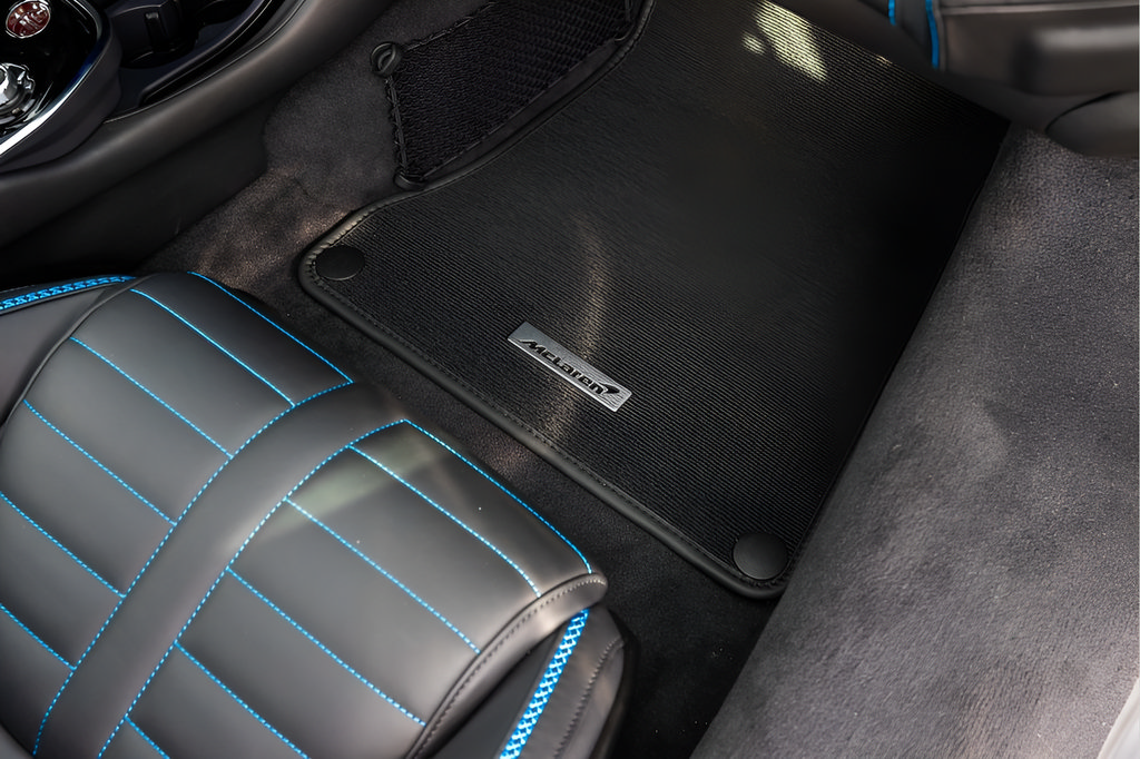 New 2025 McLaren GTS RWD image 46