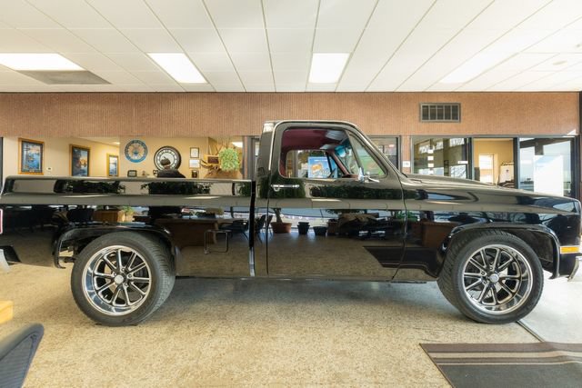 Used 1987 GMC Sierra 1500 R1500  TRUE MILES UNKOWN RWD image 4