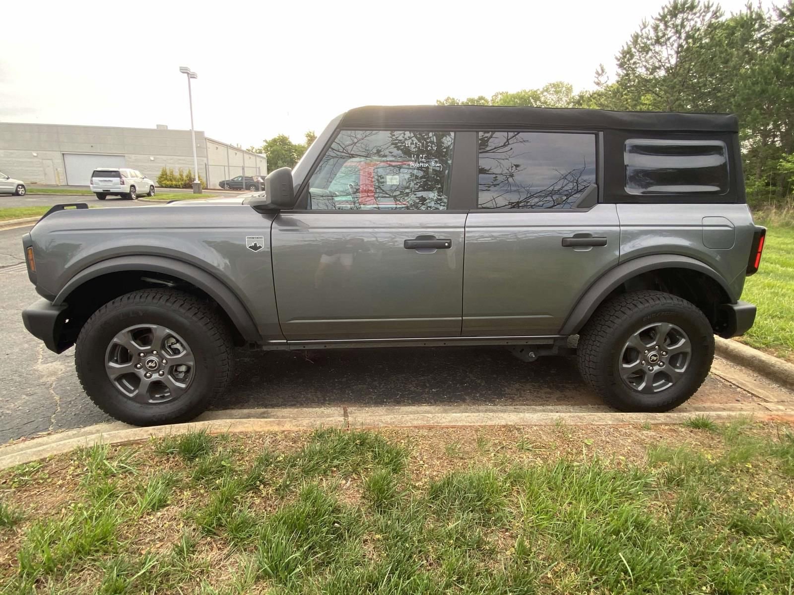 Used 2024 Ford Bronco Big Bend image 5